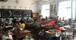 武城百名小学生自带桌椅上学续：已协调更换新桌凳 - 东营网