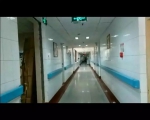 济南大妈玩出新高度 医院走廊跳起广场舞 - 半岛网