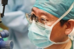 山东医生首次运用3D显微镜技术开展眼科手术 - 半岛网