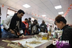 “洋学生”走进潍坊杨家埠体验传统民俗工艺 - 东营网
