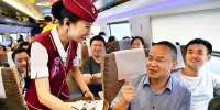 铁路部门推"铁路畅行"常旅客会员服务：购票积分可兑换车票 - 中国山东网