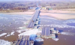 黄河山东段蔓延475公里 为应对淌凌已拆19座浮桥 - 半岛网
