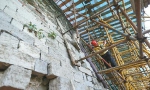 明代古城墙修缮细节 古城墙里拔树比从虎口拔牙还小心 - 济南新闻网