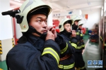 消防“铁汉”李志亮的百炼青春 - 中国山东网