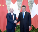 4月29日，国家主席习近平在北京人民大会堂同瑞士联邦主席毛雷尔举行会谈。 - 中国山东网