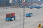 【我爱这片蓝色的国土】集装箱装卸如同打游戏!青岛“无人码头”给世界港口升级提供“中国样本” - 东营网